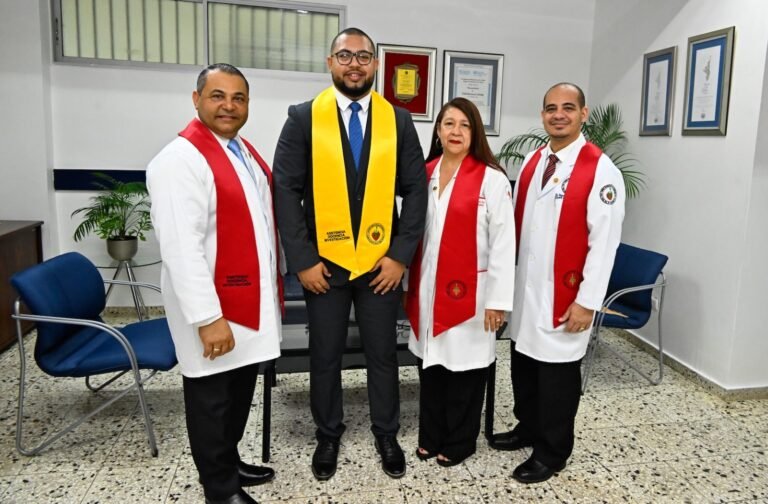 Instituto Dominicano de Cardiología gradúa nueva promoción de especialistas para fortalecer la atención cardiovascular del país