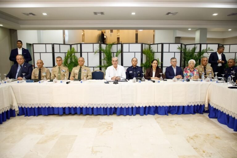 Presidente Abinader encabeza reunión de seguimiento al Plan de Seguridad Ciudadana