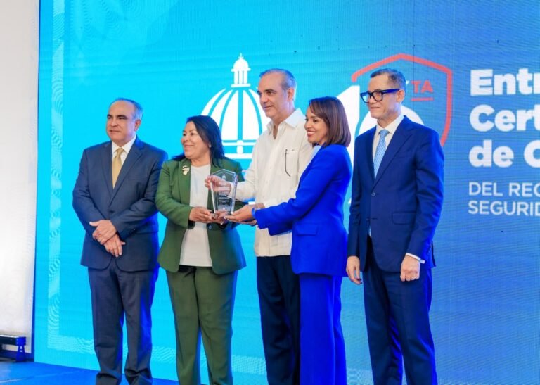 CEDIMAT recibe reconocimiento por excelencia en Seguridad y Salud