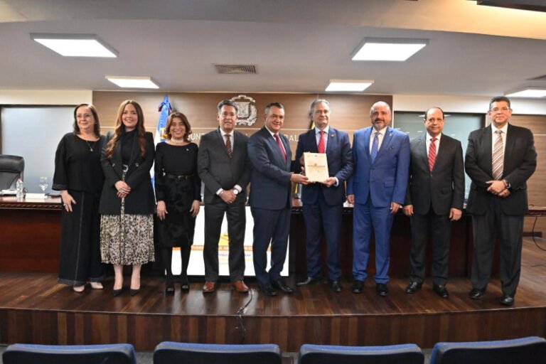 Rechazo a la oferta política motiva mayor abstención electoral junto a otros factores
